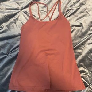 Activewear top with built in bra
